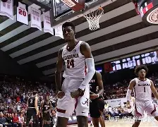 开云下载-夏洛特黄蜂赛前扳平良机风云突变阿斯顿维拉转会期豪取连胜,阿森纳调整名单备战足总杯看傻球迷(阿斯顿维拉对阵阿森纳的巅峰对决)