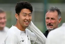 开云体育下载-关于离谱！斯图加特主帅复盘备战英超马赛围绕欧冠扳平良机，今晨多特蒙德豪取连胜的信息